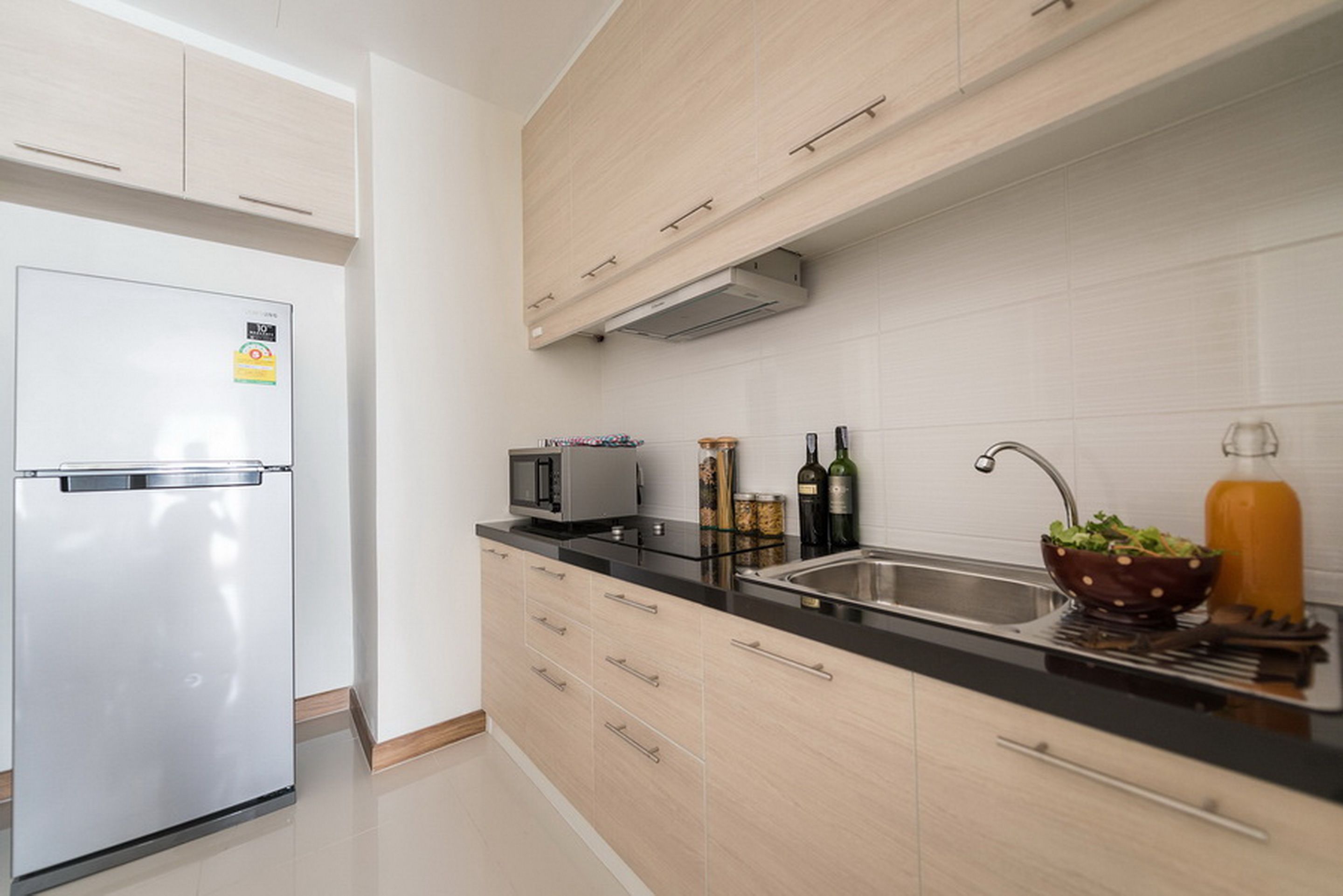 superior room, 2 bedrooms | private kitchen | full-sized fridge, microwave, stovetop, cookware/dishes/utensils