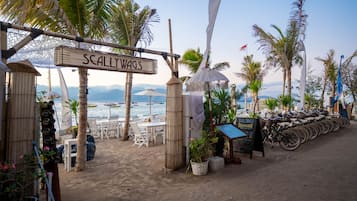 Beach bar
