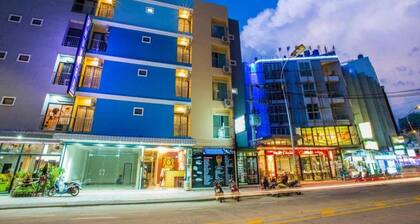 OYO 996 Phunara Residence