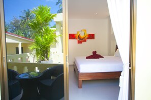 Superior Plus Room | Terrace/patio - Austrian Garden Hotel Patong (Patong)
