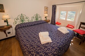 Quarto, quartos conectados, na torre | Wi-Fi de cortesia, roupa de cama