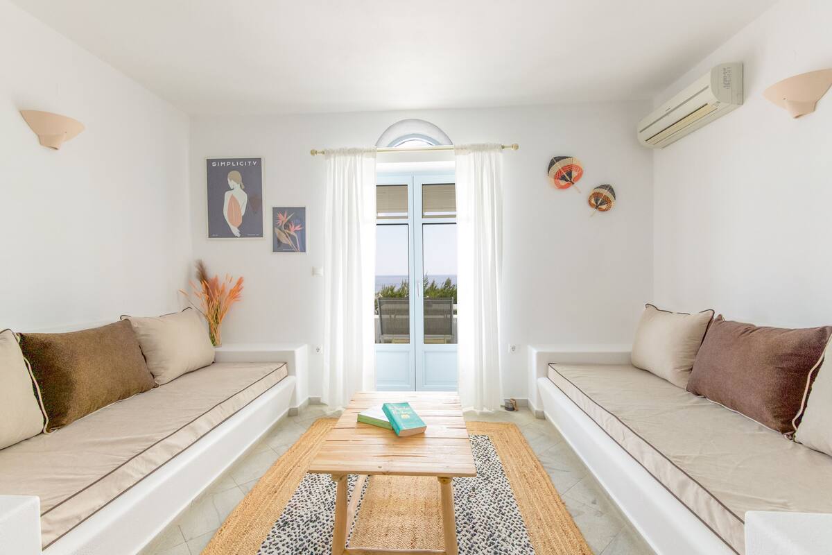 Apartament familiar, vistes al mar | Roba de llit hipoal·lergògena i matalassos amb encoixinament addicional 