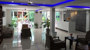 Lobby - Chic n Chill Bed & Breakfast (Krabi)