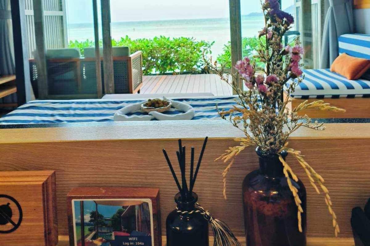 Villa, Beachfront | In-room dining