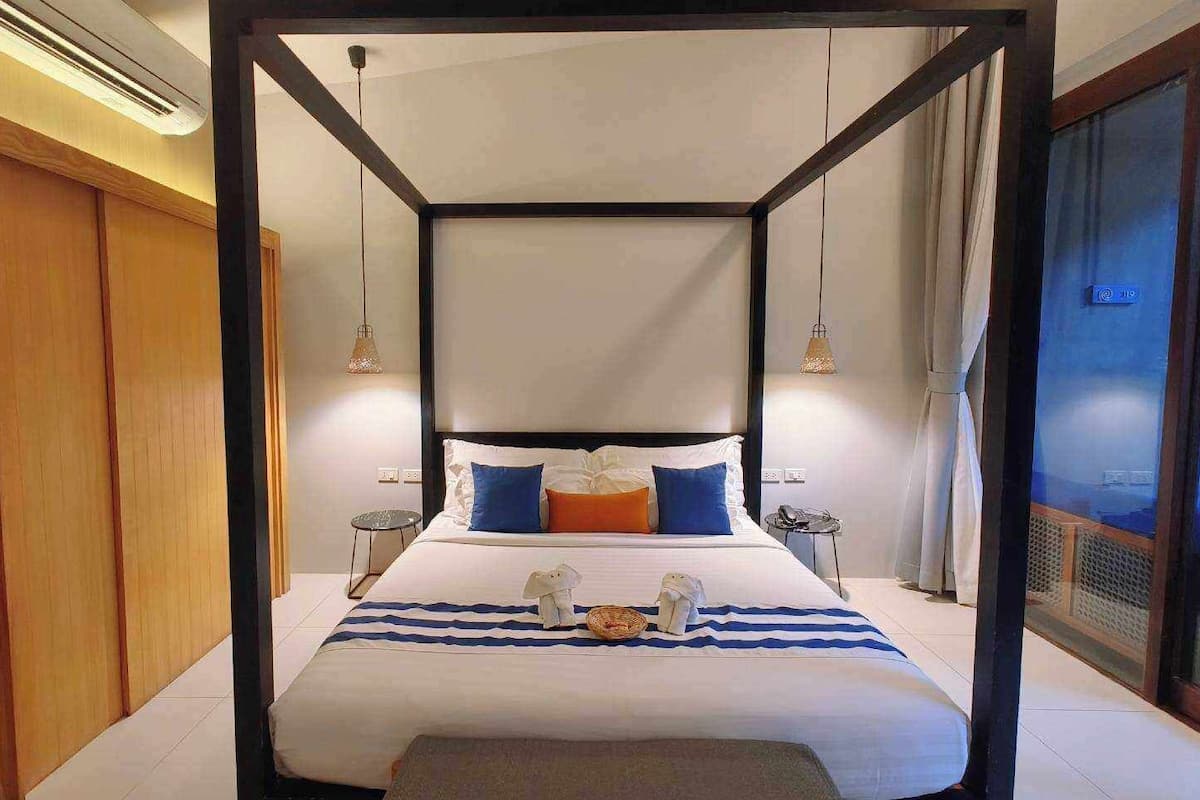 Deluxe Villa | In-room dining