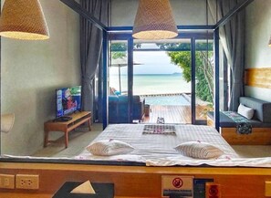 Villa, Private Pool | 迷你吧、房內夾萬、熨斗/熨衫板、免費 Wi-Fi