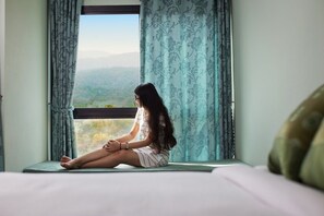 Premium bedding, minibar, desk, free WiFi - The Sun Terrace (Chiang Mai)