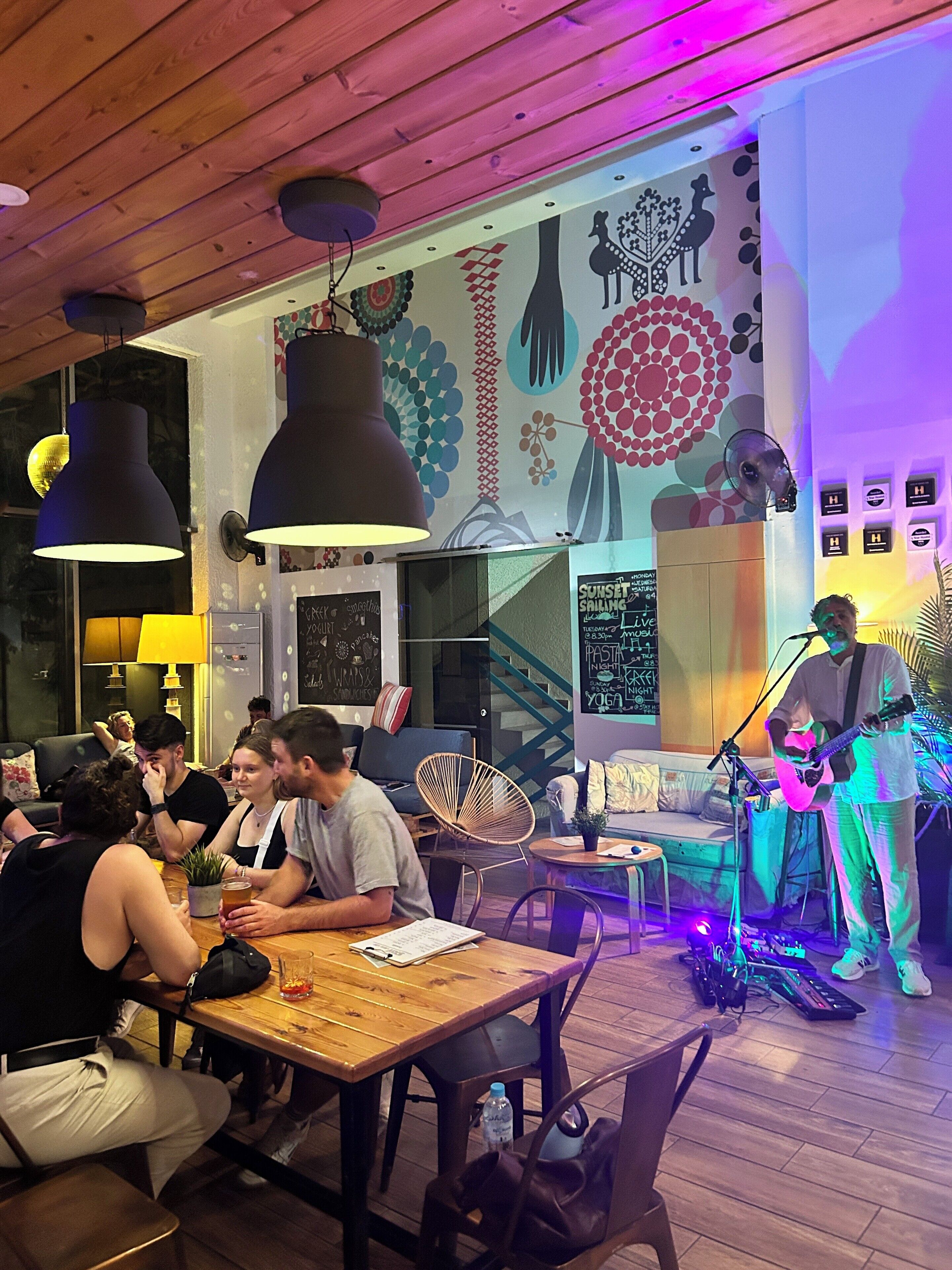 Foto - STAY Rhodes HoStel & Bar