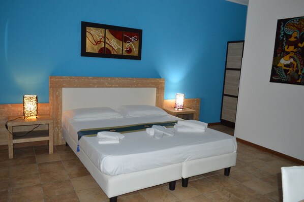 Chambre Double ou avec lits jumeaux, patio (Turchese) | 1 chambre, minibar, bureau, chambres insonorisées