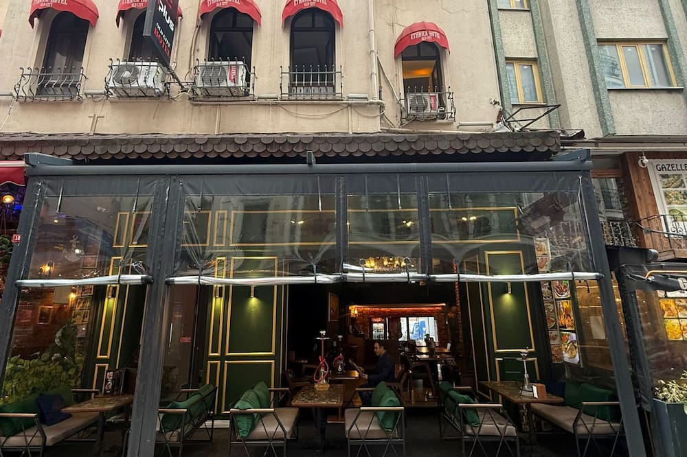 Ethnica Hotel Old City