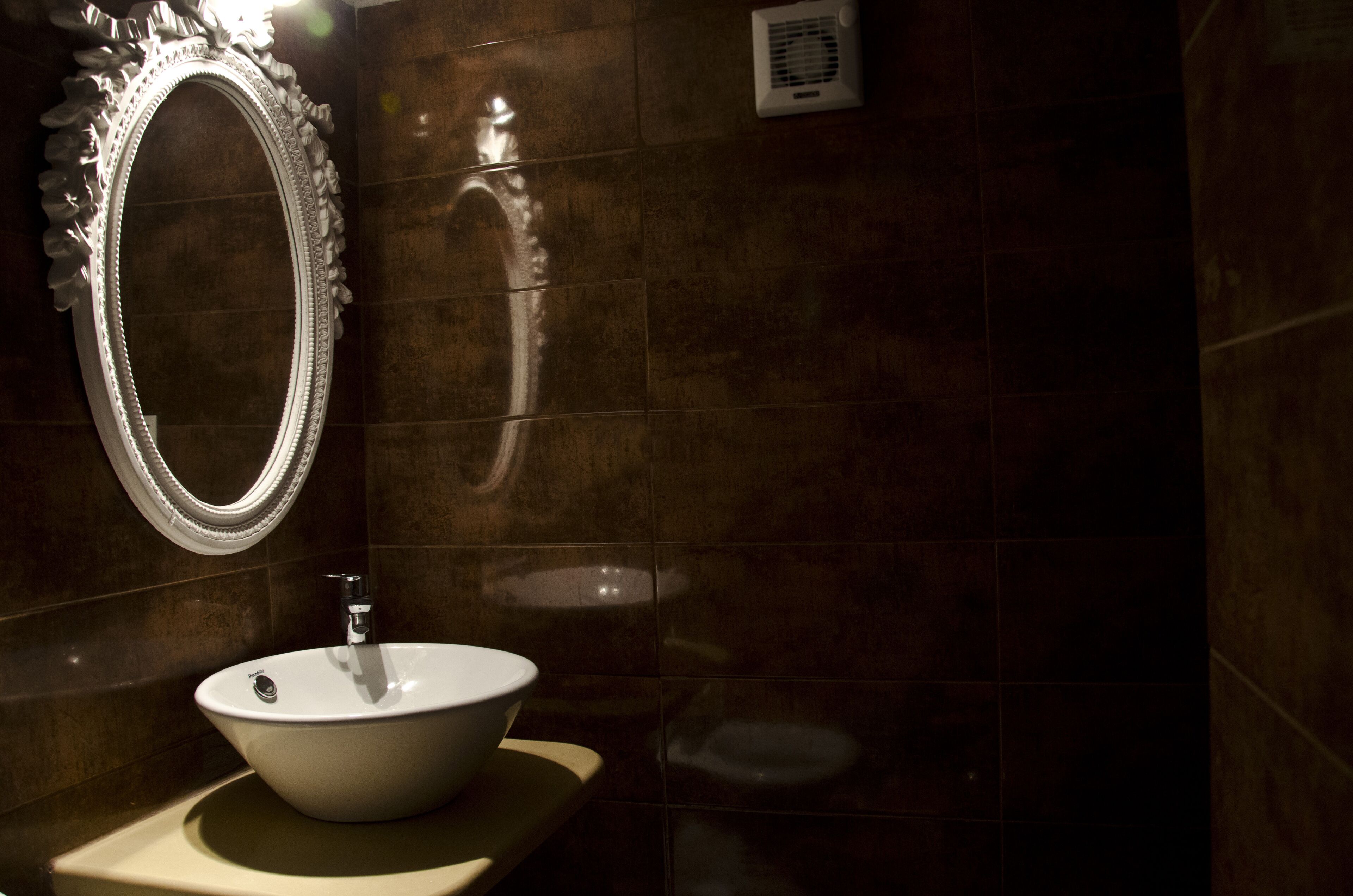 exclusive suite (megalo livadi) | bathroom | shower, free toiletries, hair dryer, towels