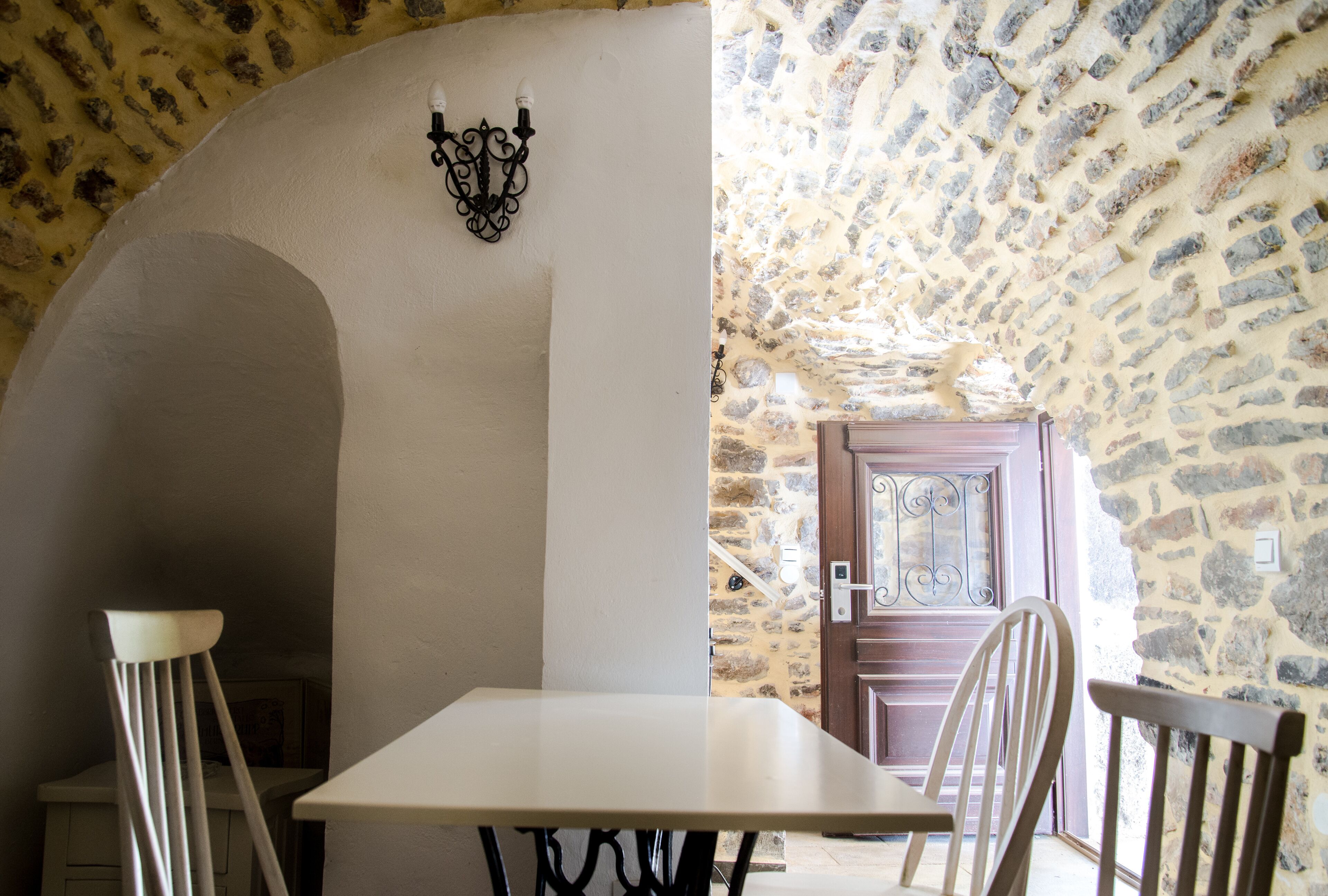 superior suite (koukouvagia) | in-room safe, individually decorated, individually furnished, desk