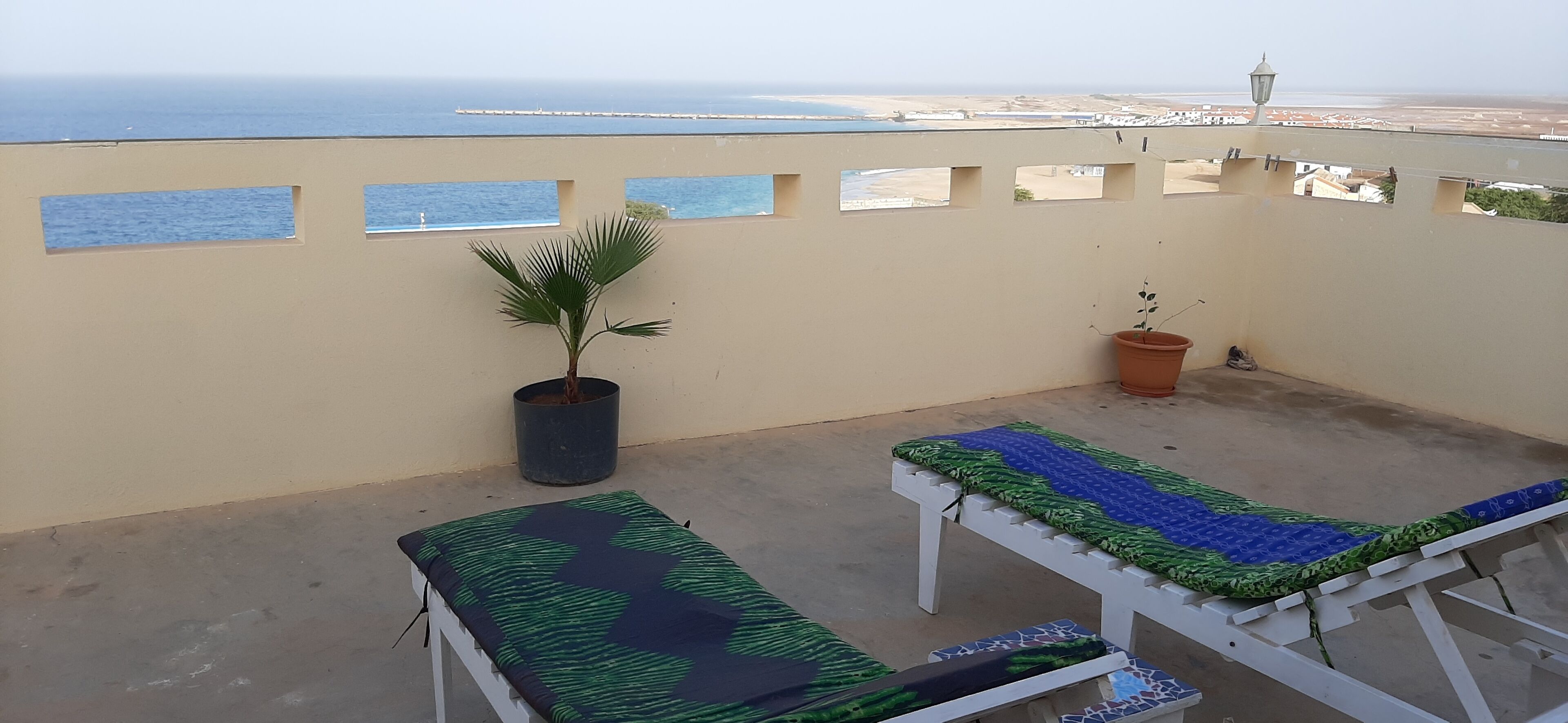 الإطلالة من المنشأة