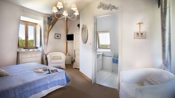 1 bedroom, minibar, in-room safe, individually decorated