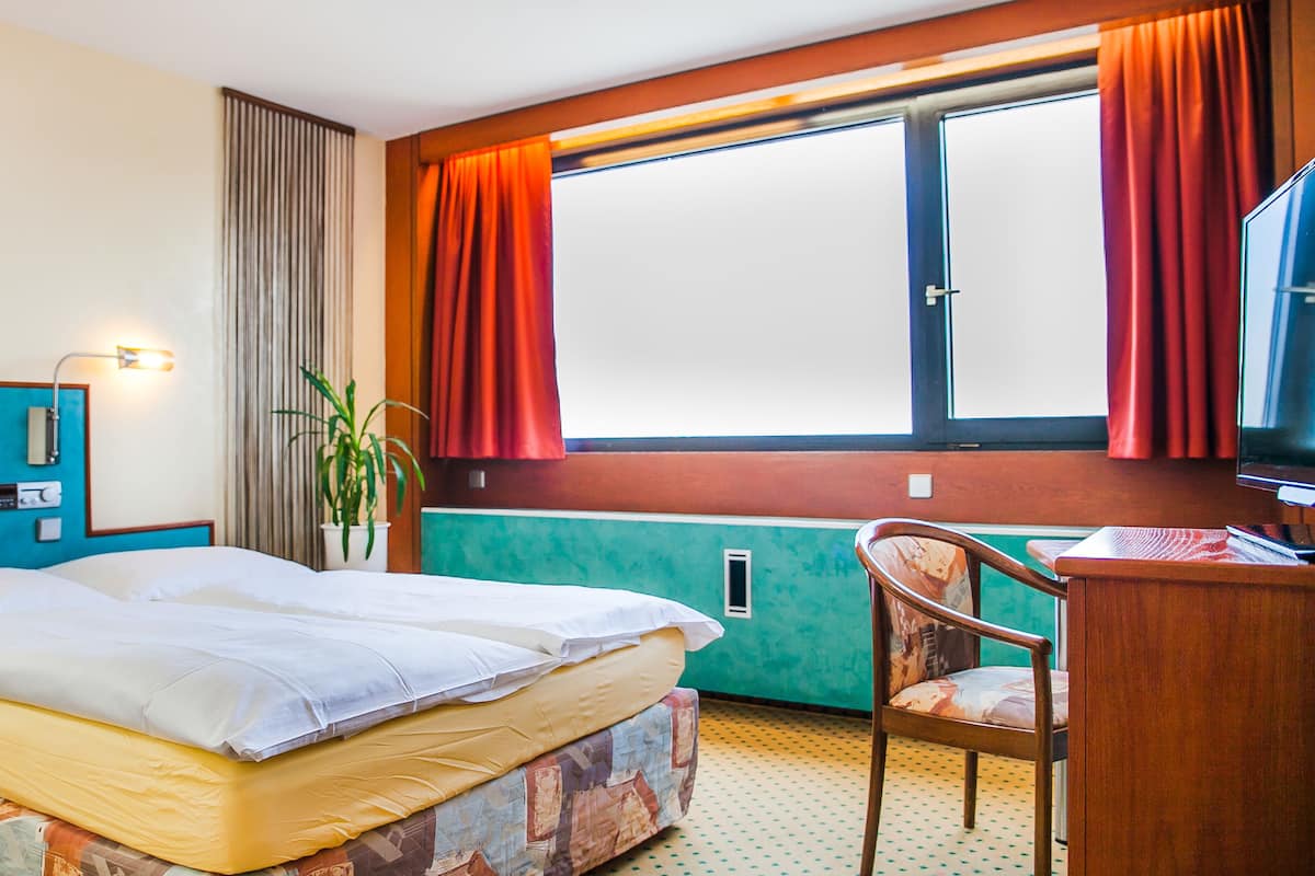 Double Room | Desk, iron/ironing board