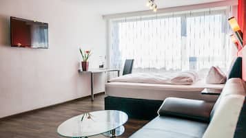 Habitación individual | Escritorio, tabla de planchar con plancha y internet por cable gratis