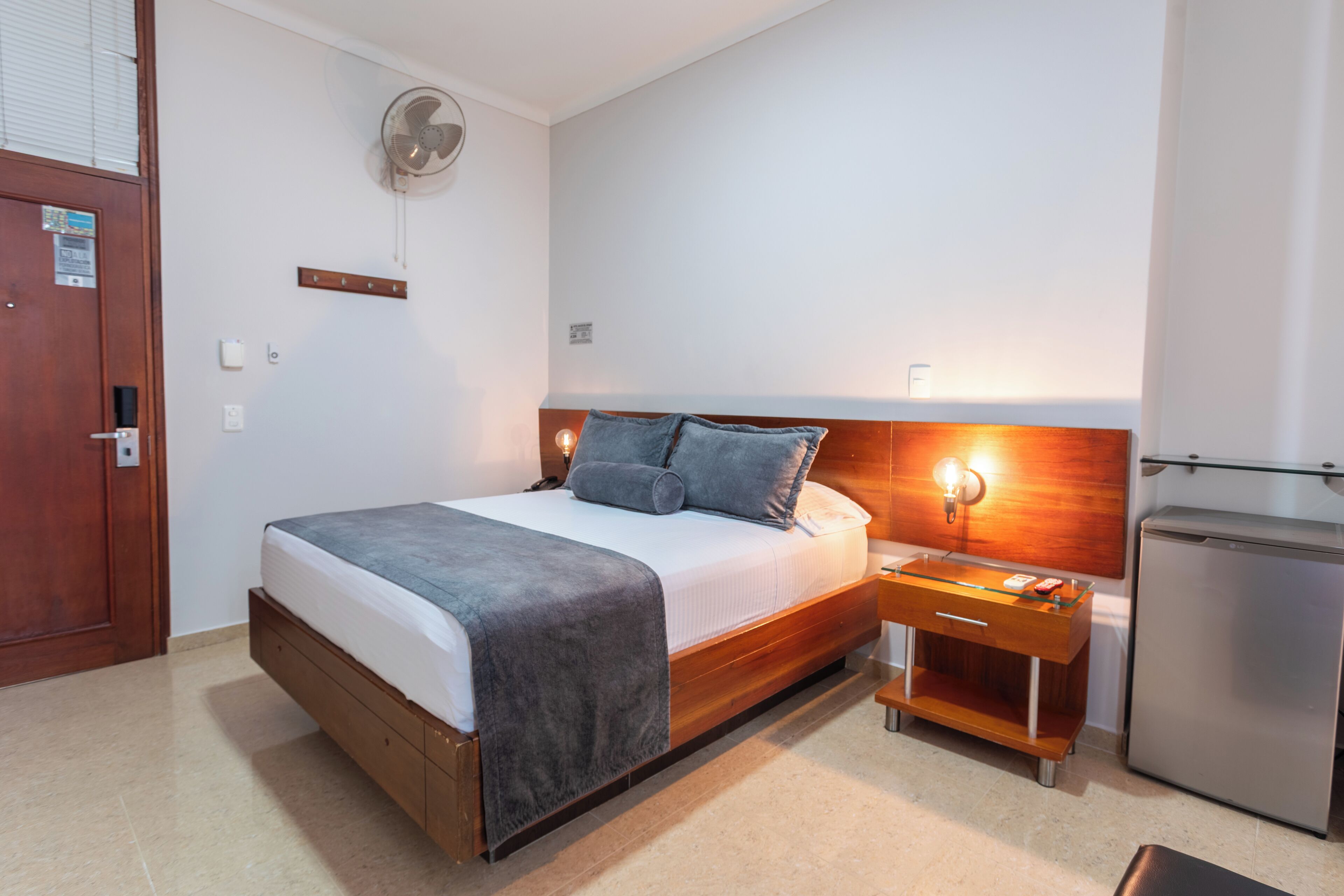 Kamar Ekonomi | Wi-Fi gratis dan seprai linen