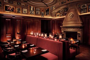 Breakfast, lunch and dinner served - The New York EDITION (New York)