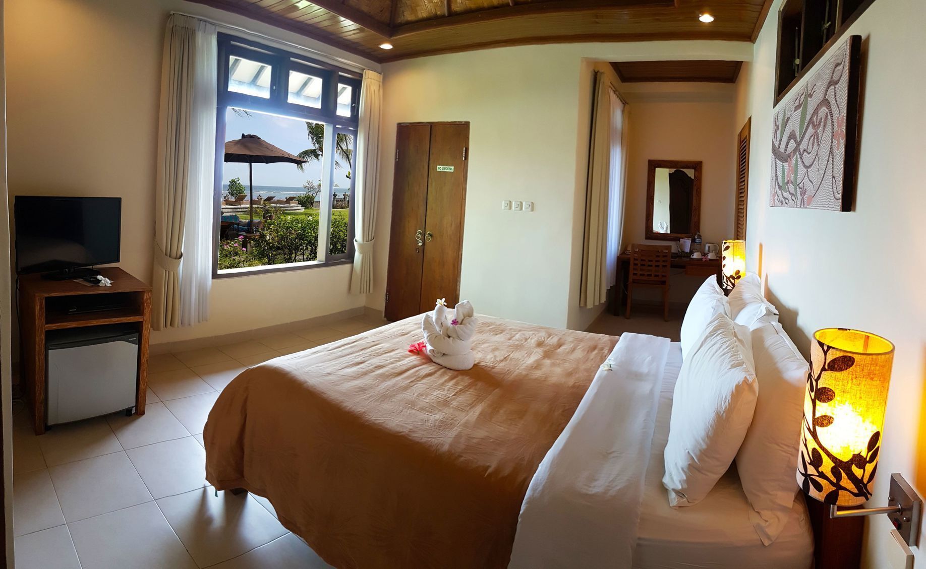 Minibar, in-room safe, individually furnished, desk