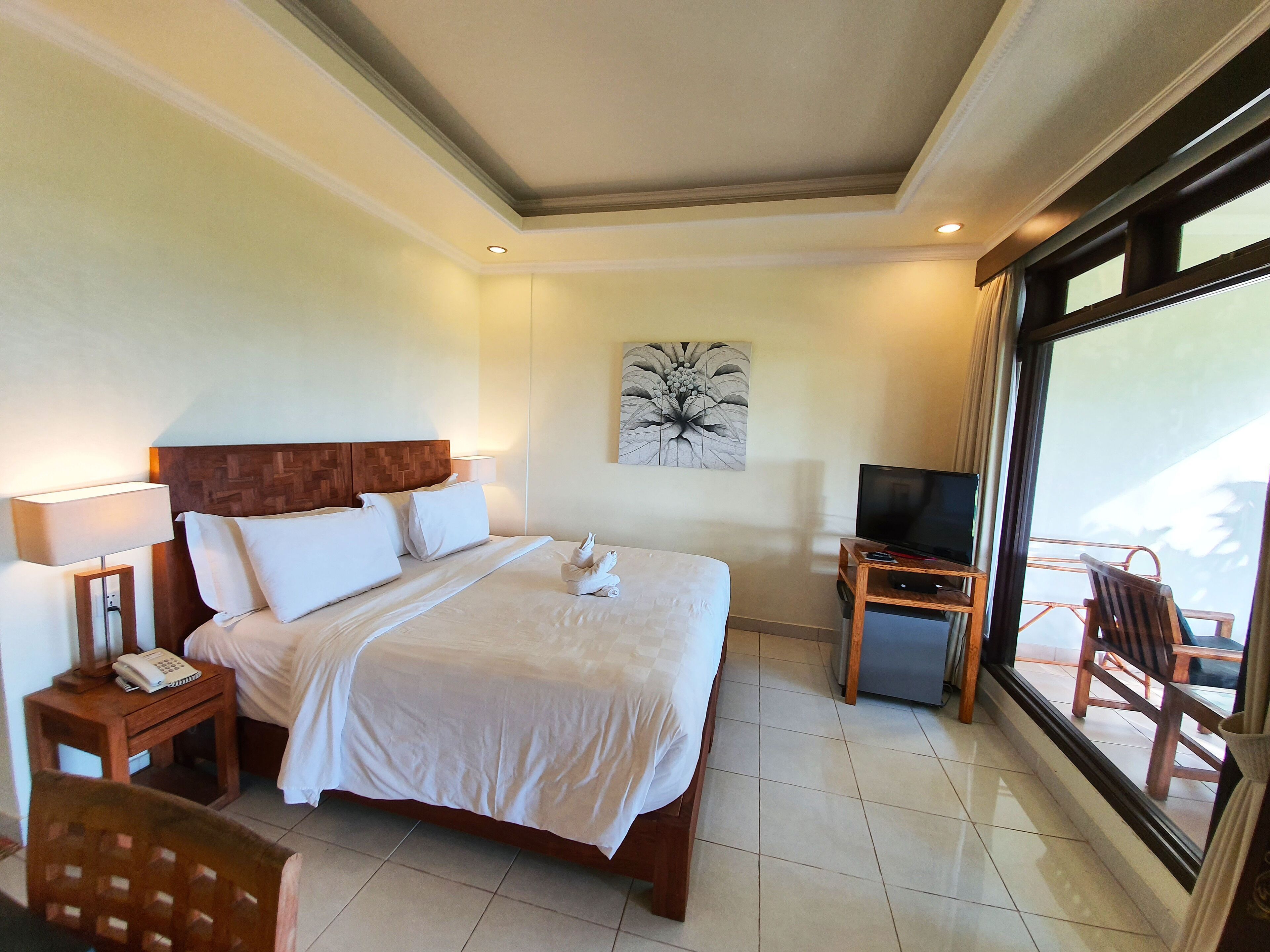 Minibar, in-room safe, individually furnished, desk