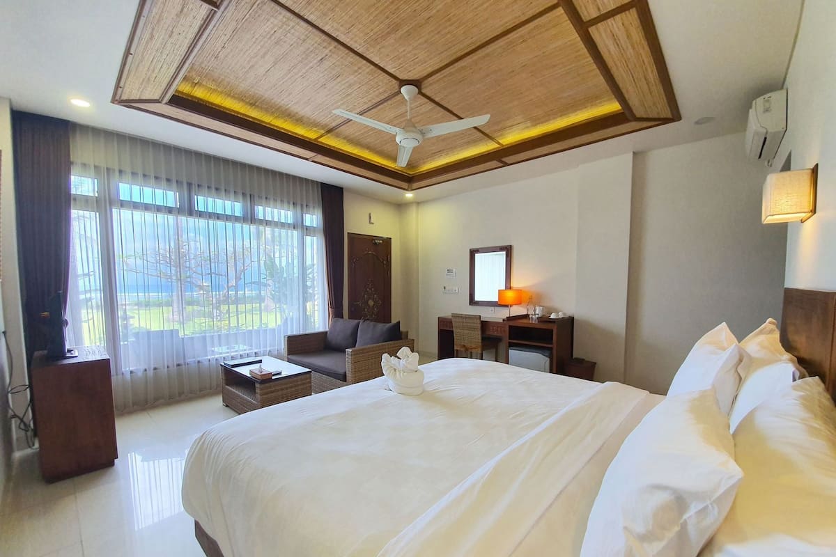 Minibar, coffres-forts dans les chambres, ameublement personnalisé