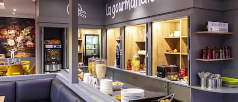 Desayuno buffet incluido todos los días