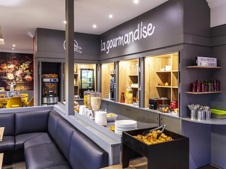 Desayuno buffet incluido todos los días . ibis Styles Douai Gare Gayant Expo