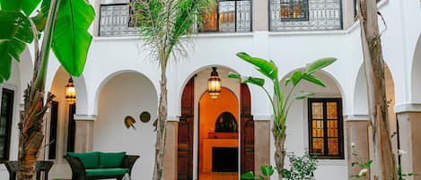 Fachada da propriedade