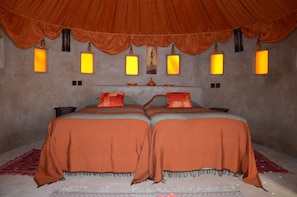 Comfort Tent, 1 Bedroom, Accessible, Terrace (Caidale Double ) - Les Jardins d'issil (Sidi Abdallah Ghiat)