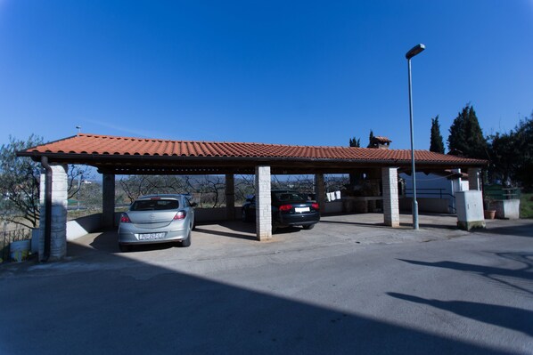 Free self-parking