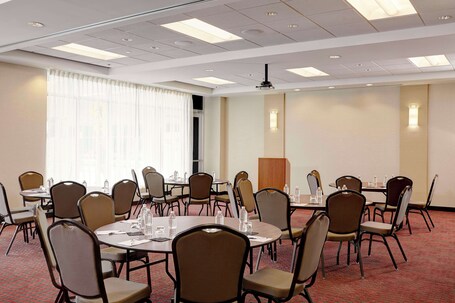 Hyatt Place New York Yonkers - Image 26