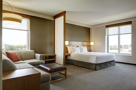 Hyatt Place New York Yonkers - Image 3
