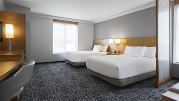 Zimmer, barrierefrei (2 Queen Bed & Sofabed, Roll-in Shower)