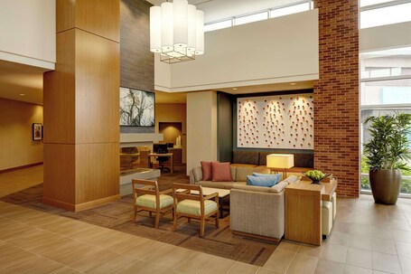 Hyatt Place New York Yonkers - Image 13
