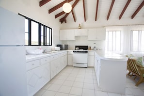 Panoramic Apartment, 1 King Bed, Ocean View, Sea Facing | Private kitchen | Full-size fridge, microwave, oven, stovetop - Milly's Inn (Shoal Bay)