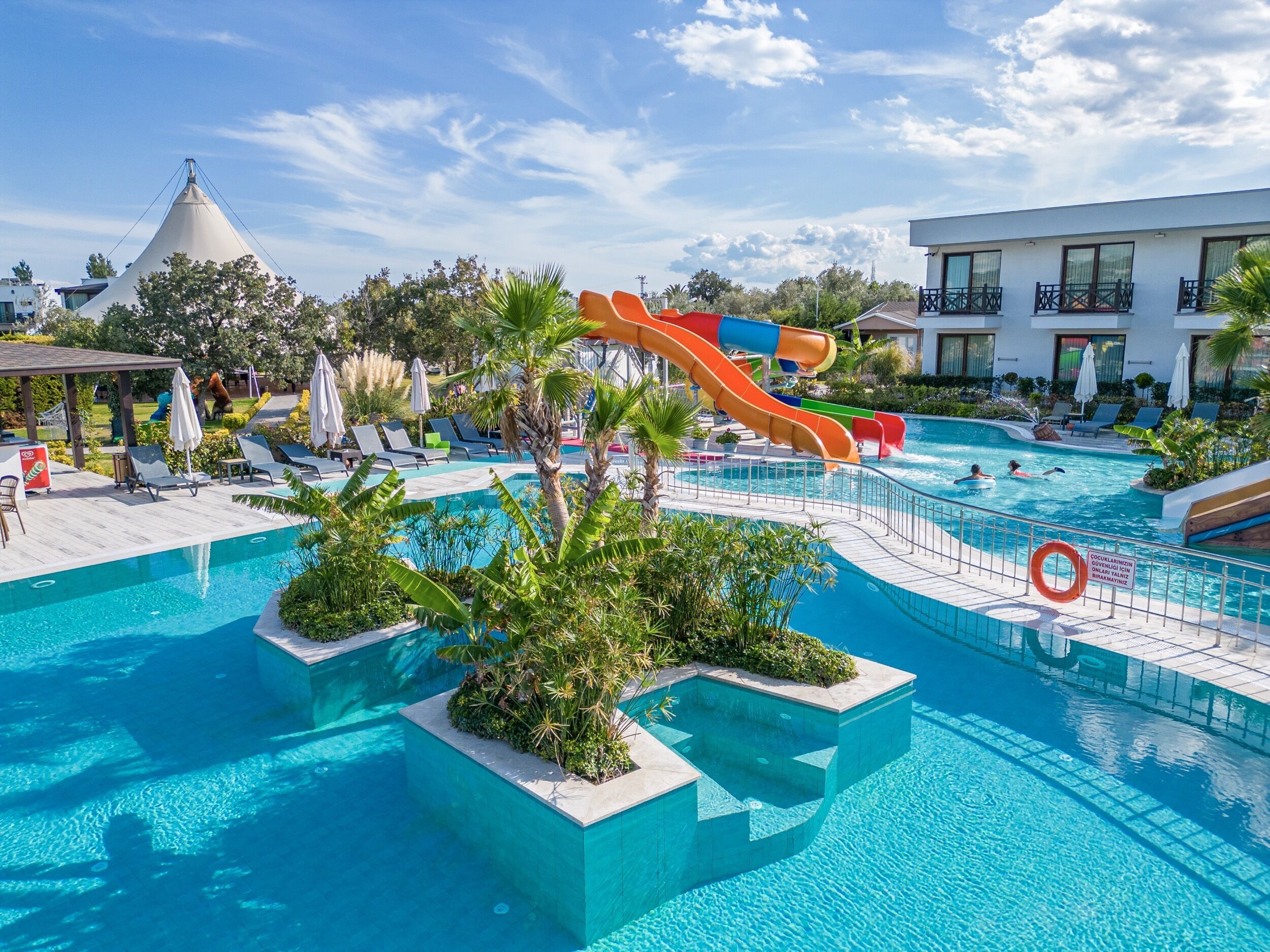 seasonal outdoor pool, open 10:00 am to 5:00 pm, free pool cabanas