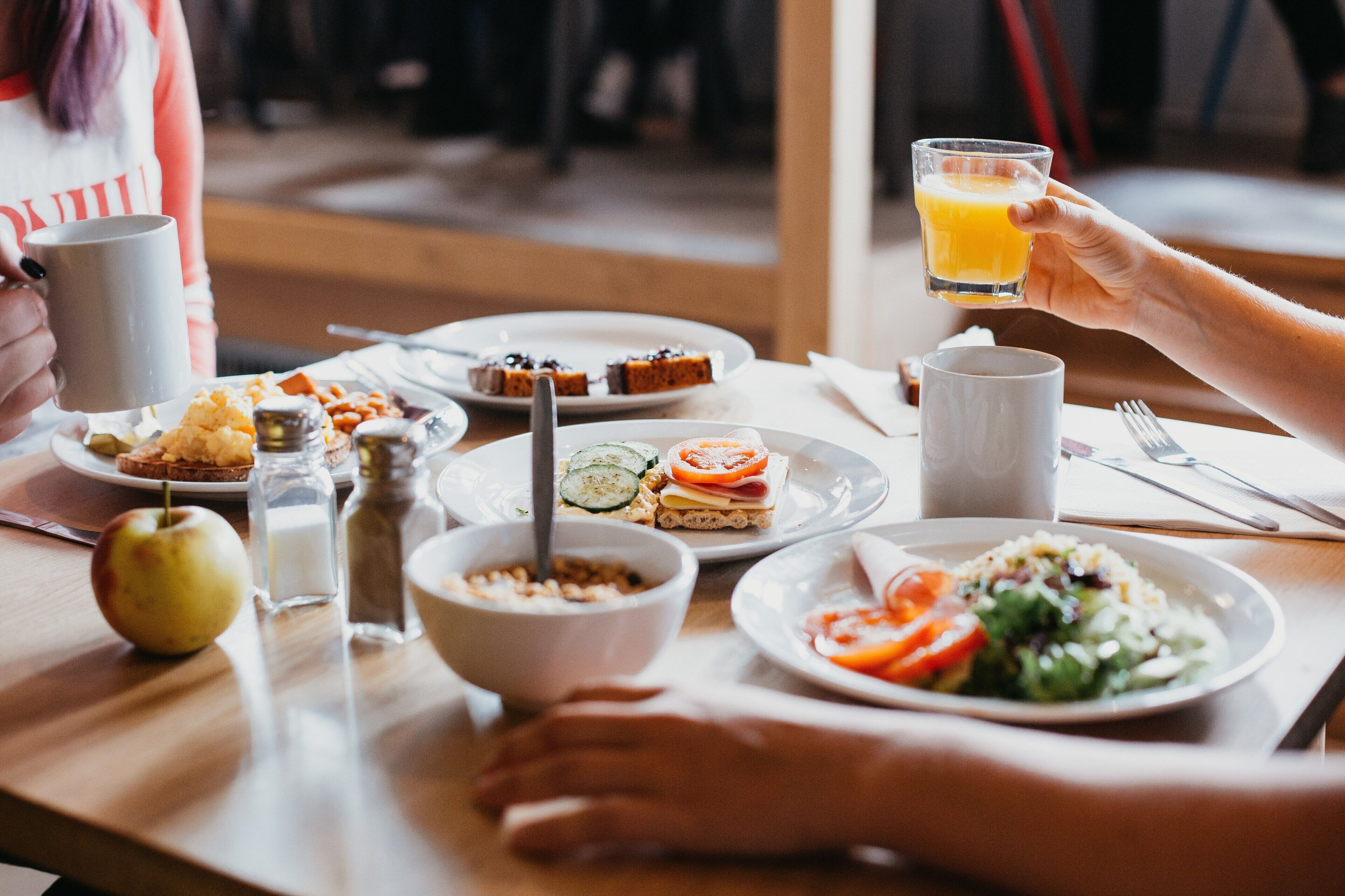 Buffet breakfast on weekdays (EUR 9.90 per person)