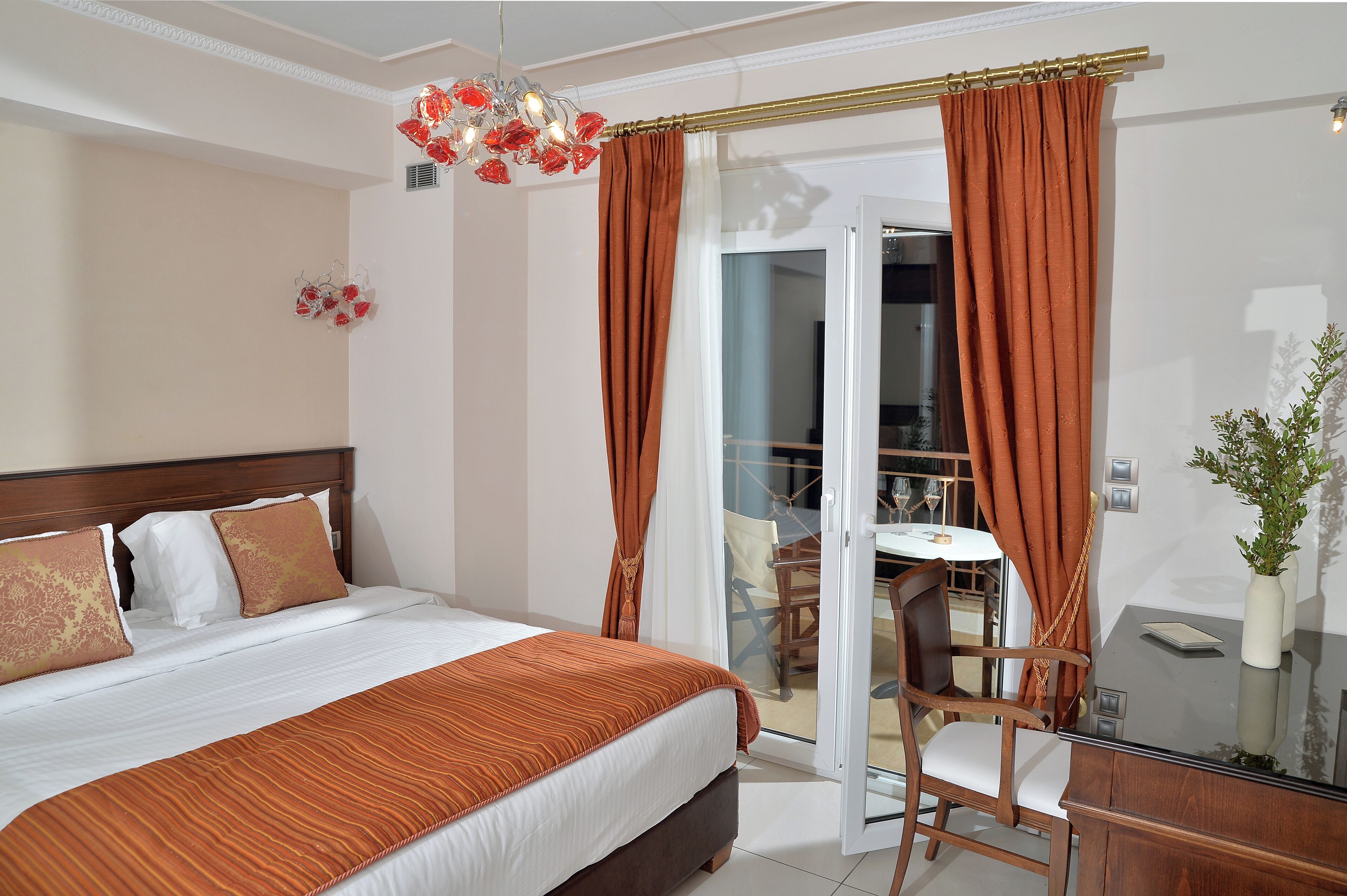 Deluxe Duplex, Sea View | Desk, soundproofing, free cribs/infant beds, free WiFi