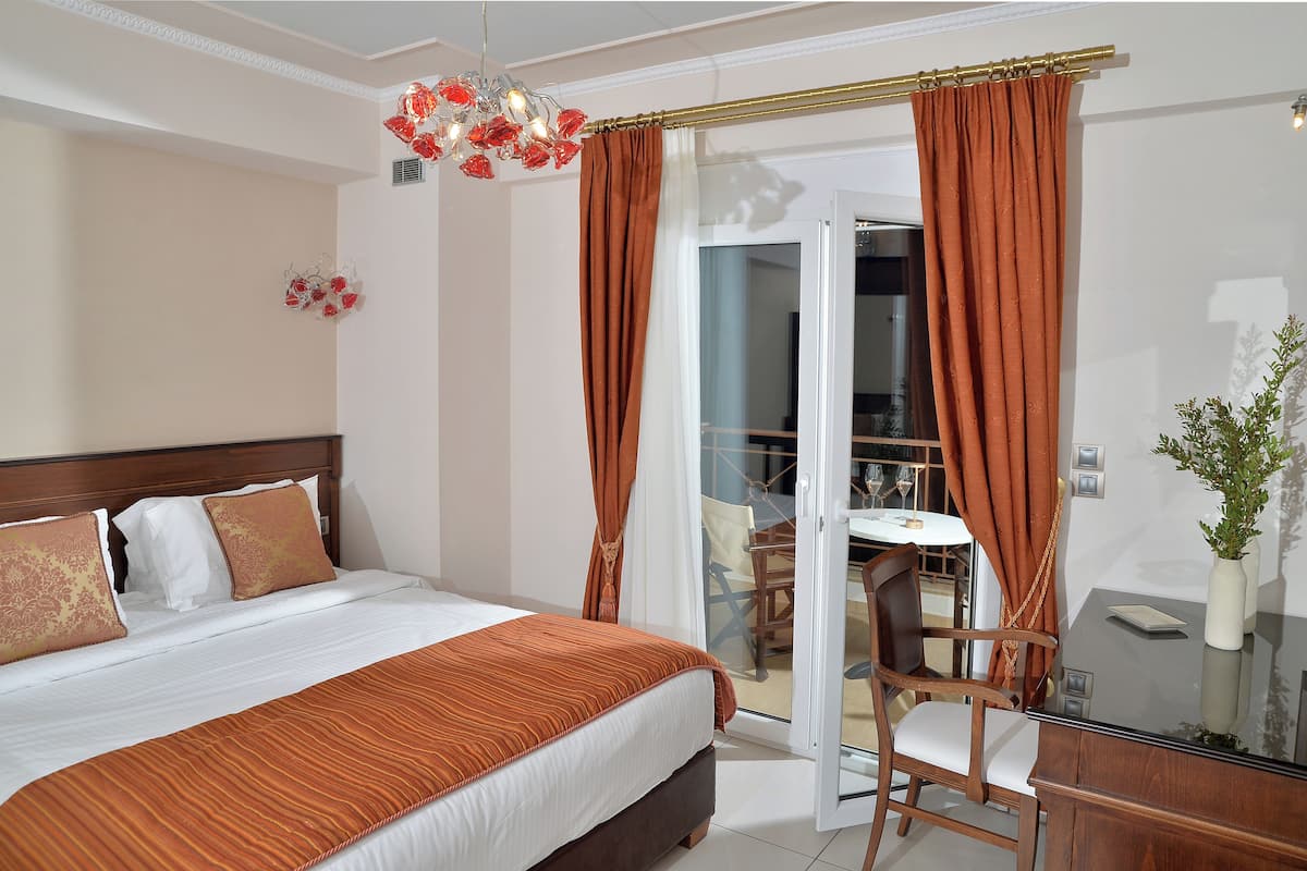 Deluxe Duplex, Sea View | Desk, soundproofing, free cribs/infant beds, free WiFi