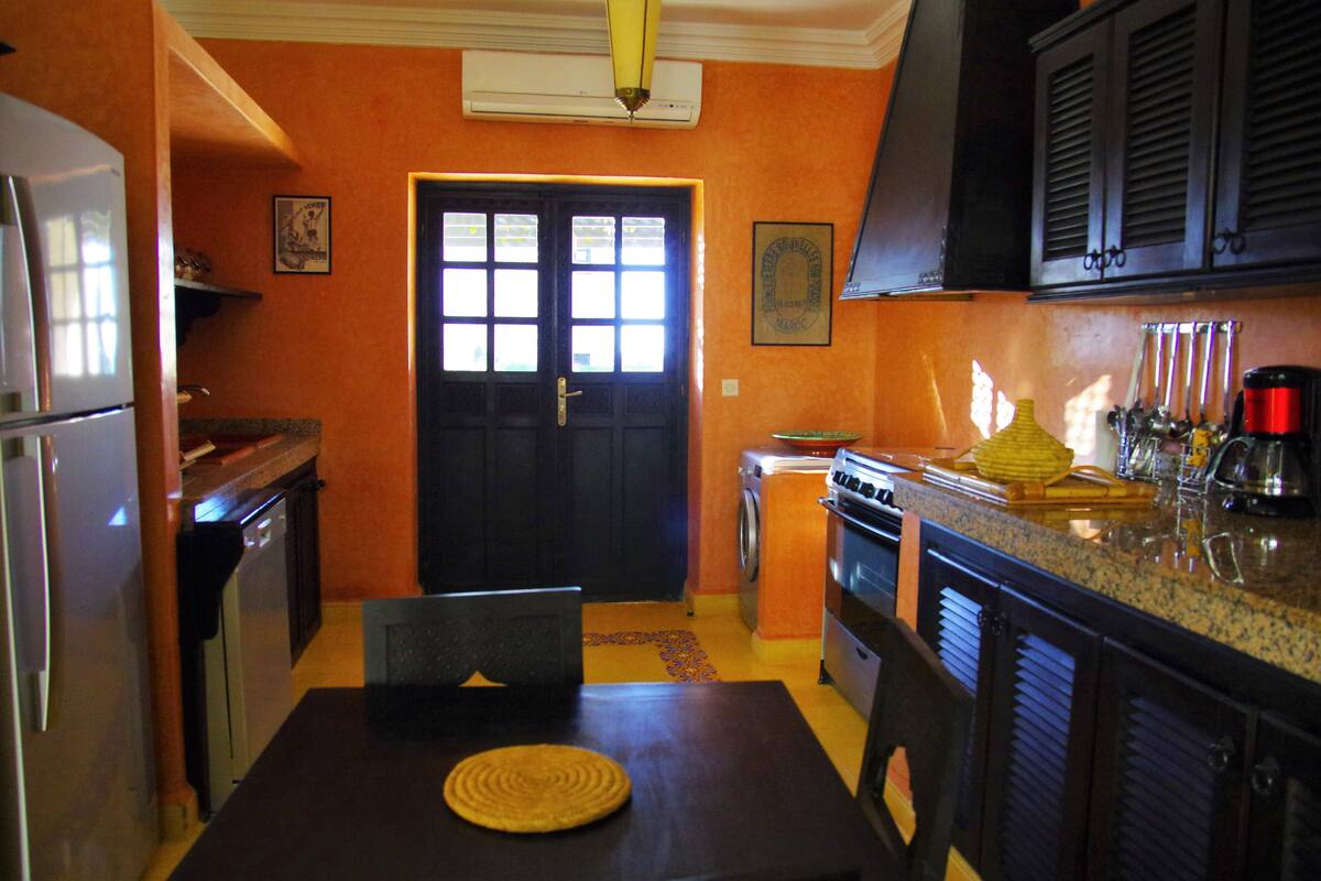 house, 2 bedrooms, patio (garden) | private kitchen | coffee/tea maker, electric kettle
