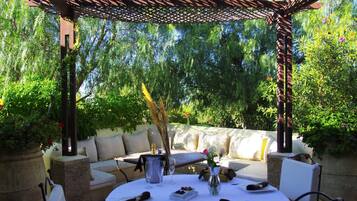 Villa, 5 Bedrooms, Private Pool | Terrace/patio