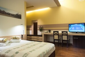 Standard Double Room, 1 Double Bed | Living area | 42-inch flat-screen TV with satellite channels, TV - Dikul Hotel (Wroclaw)