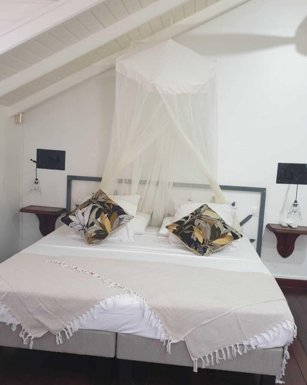 classic duplex, garden area | in-room safe, desk, soundproofing, iron/ironing board