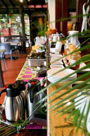 Desayuno continental incluido todos los días 