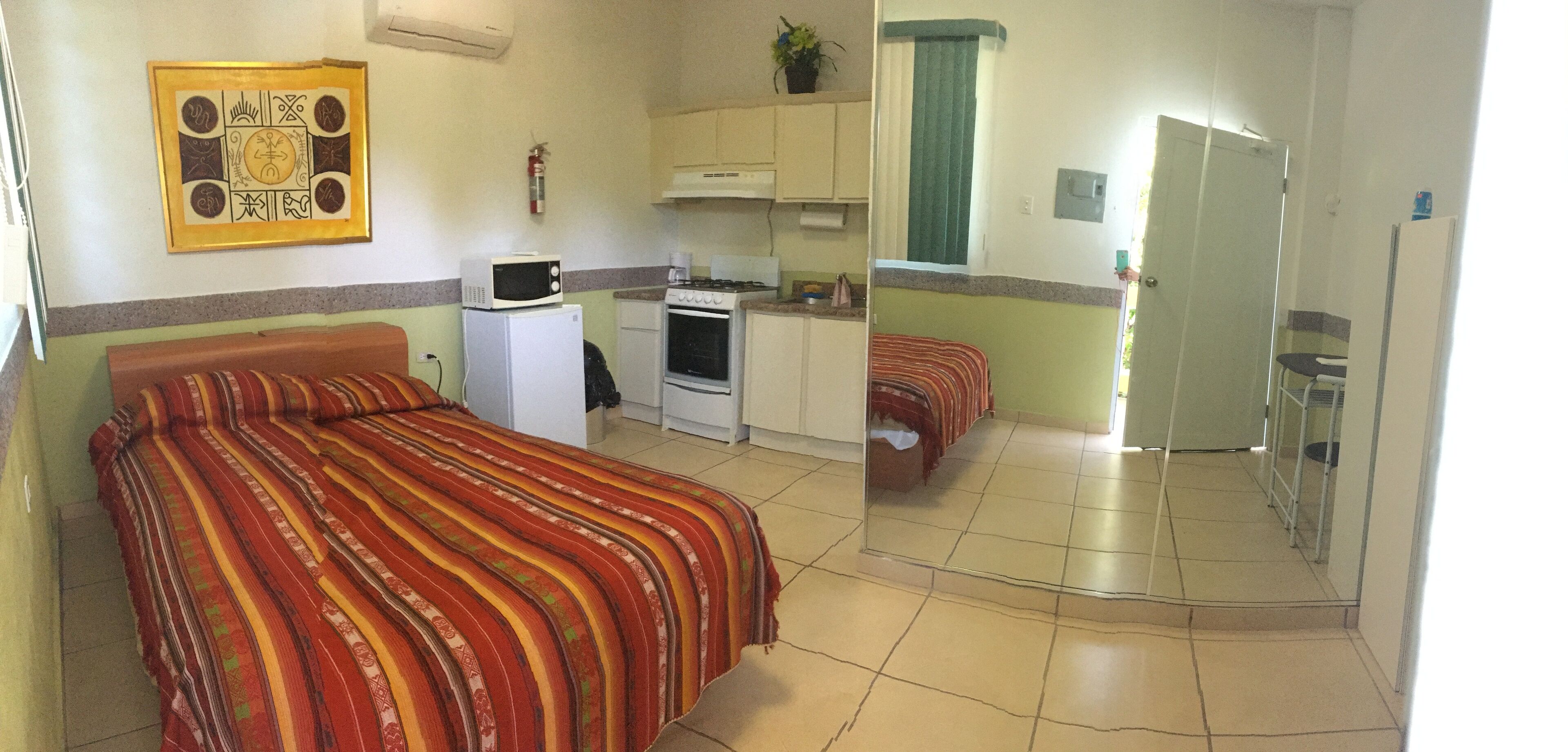 basic studio | rollaway beds, free wifi, bed sheets, wheelchair access