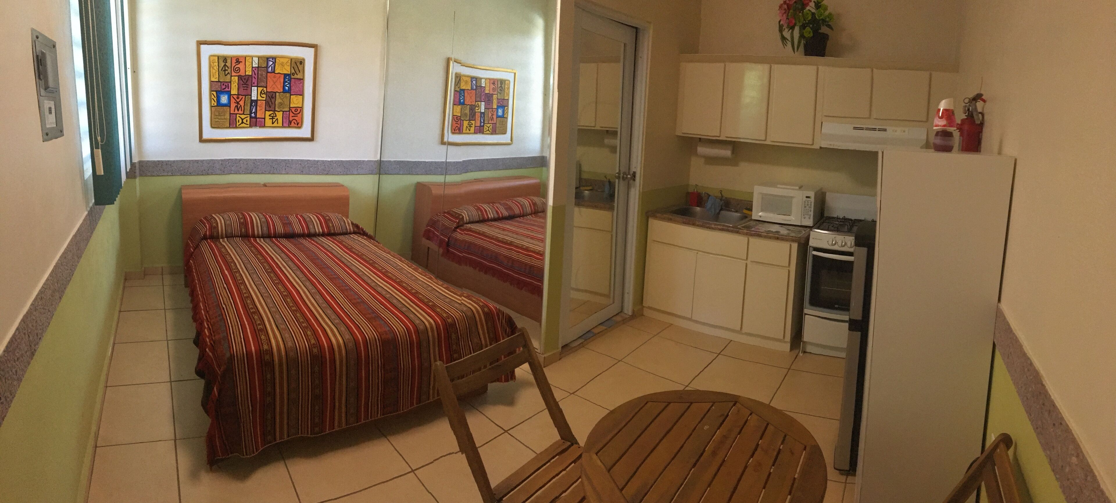 basic studio | rollaway beds, free wifi, bed sheets, wheelchair access