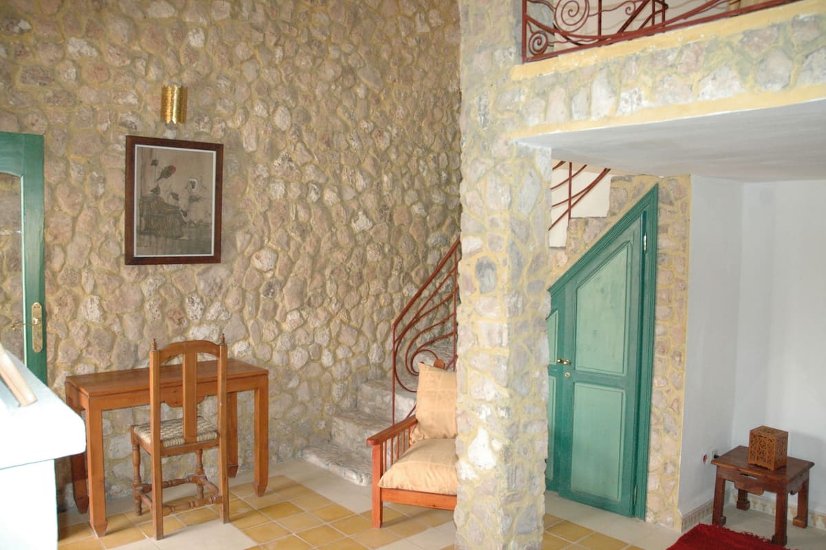 Chambre Confort Double ou avec lits jumeaux, vue jardin, côté jardin | Coin séjour