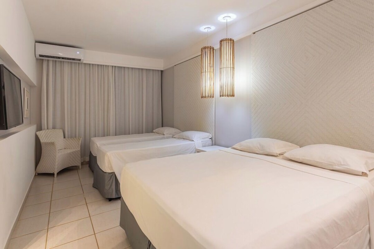 Biệt thự Tiêu chuẩn | Minibar, két bảo mật tại phòng, bàn, màn/rèm cản sáng 