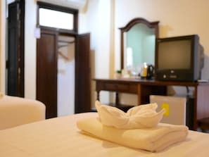Chambre Supérieure | Minibar, bureau, Wi-Fi gratuit