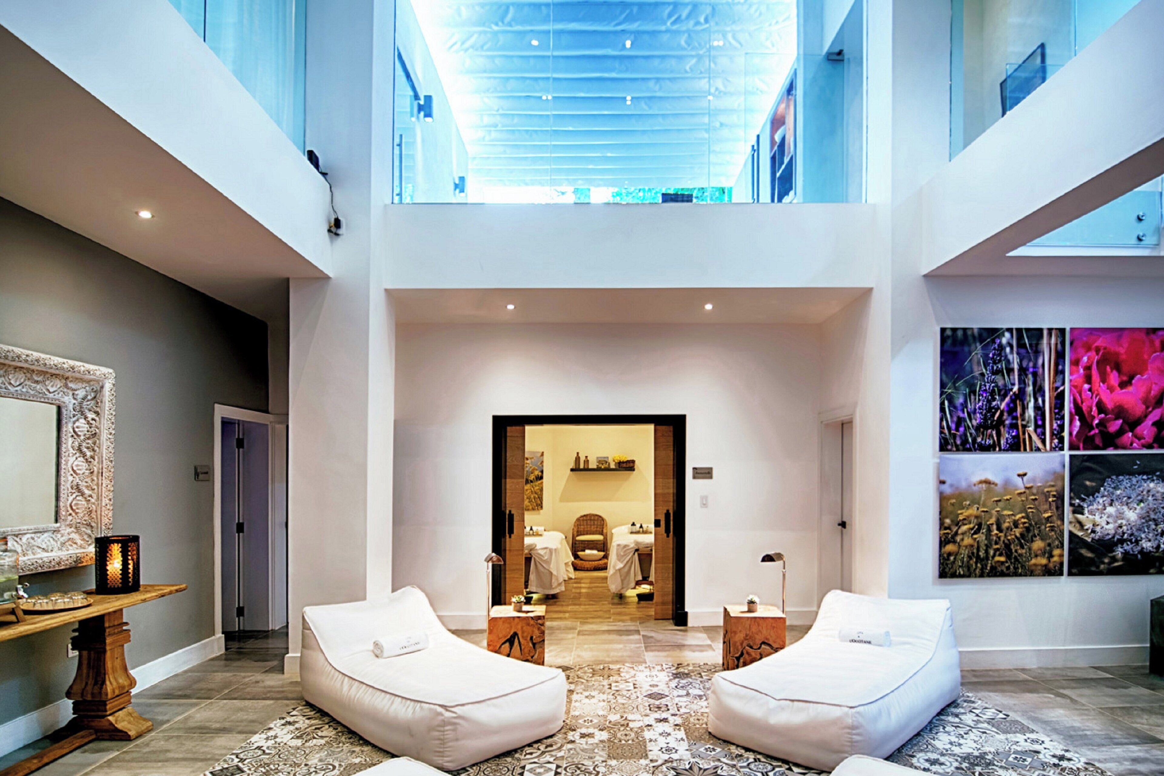 2 baaria, viinibaari